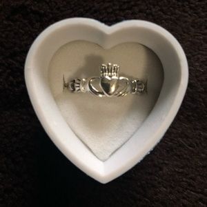 Sterling Silver Claddagh Ring